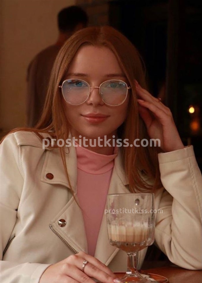 Проститутка  Диночка